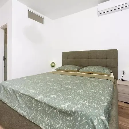 In 45025 Apartament