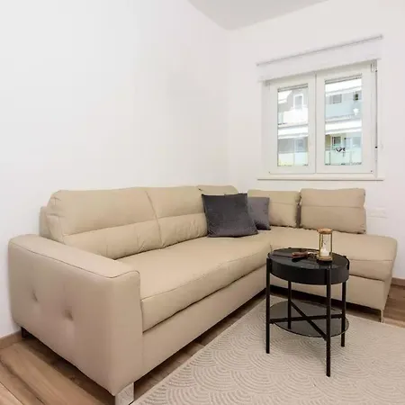 In 45025 Apartment *
