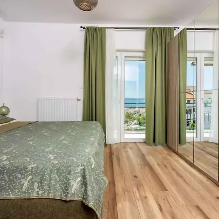 In 45025 Crikvenica