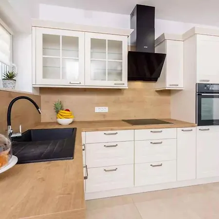 In 45025 Apartment Crikvenica