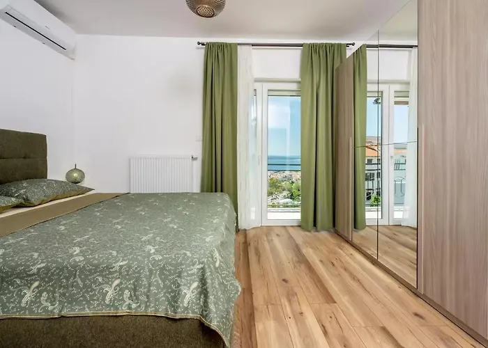 In 45025 Crikvenica