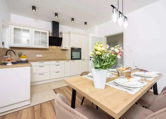 Appartamento In 45025 Crikvenica
